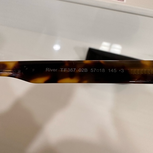 TOM FORD RIVER SUN GLASSES - Picture 7 of 8